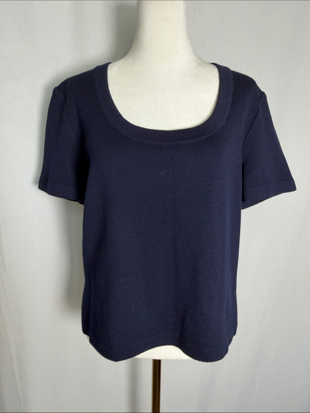 Vintage St John Sport Scoop Neck Navy Santana Knit Sweater Size M Short Sleeve